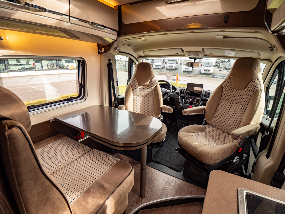 Hobby-K 65 FT *AC bodel *Truma *Dubbelbädd-(2018)