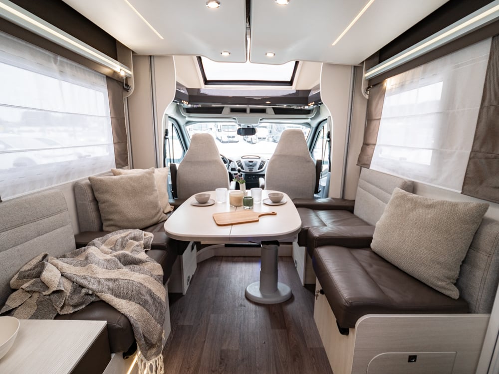 Chausson-630 WELCOME *Långbäddar *Solcell-(2017)