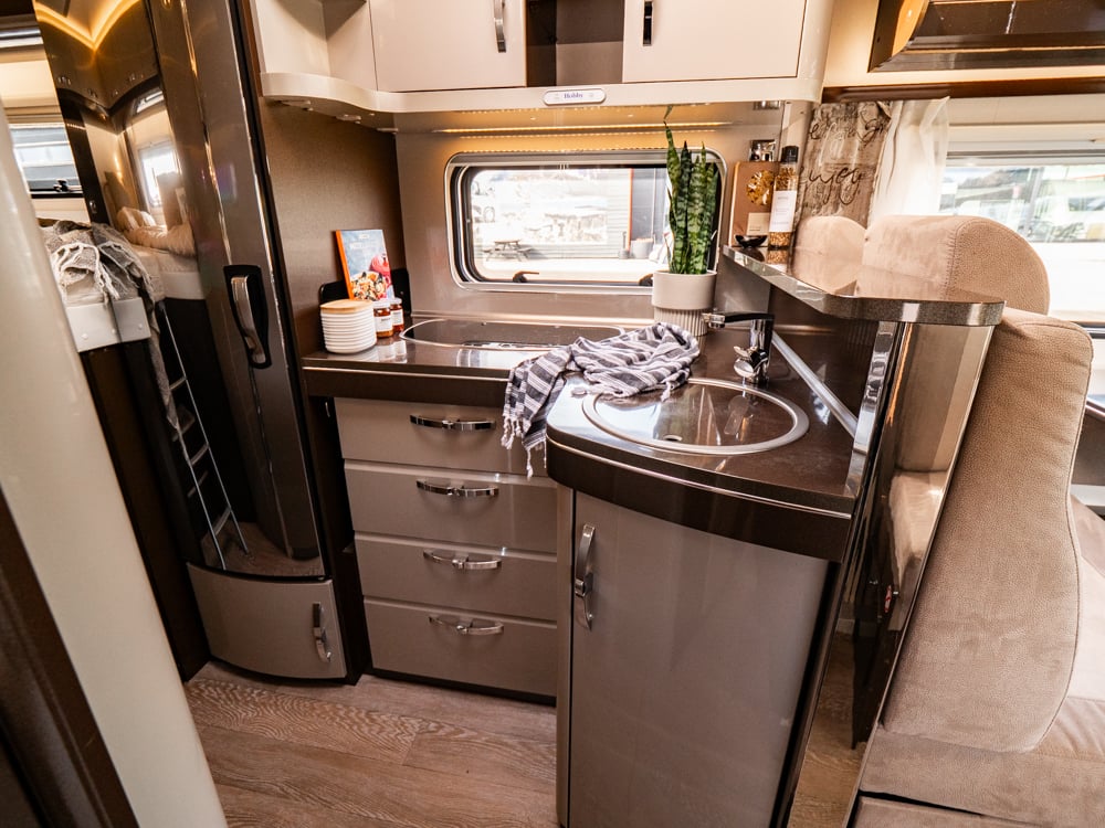 Hobby-Optima Premium T 75 HGE *AC bodel *Långbäddar-(2020)