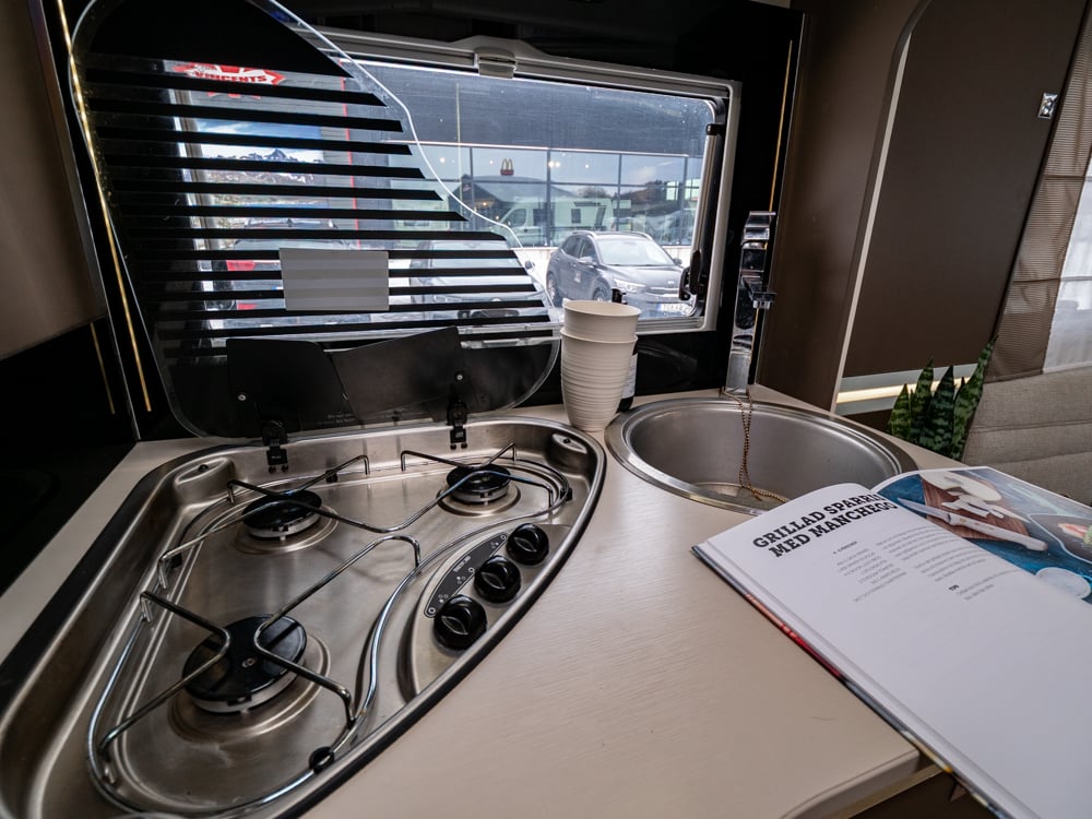 Chausson-630 WELCOME *Långbäddar *Solcell-(2017)