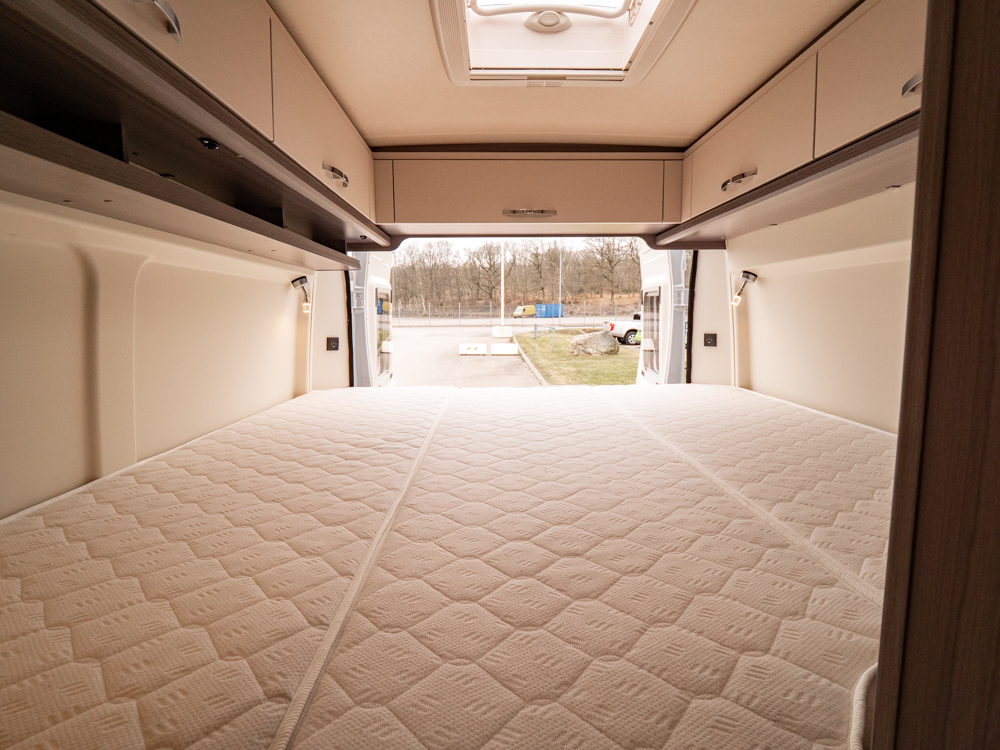 Hobby-Vantana K 65 ET *Långbäddar *Solcell *3500kg-(2023)