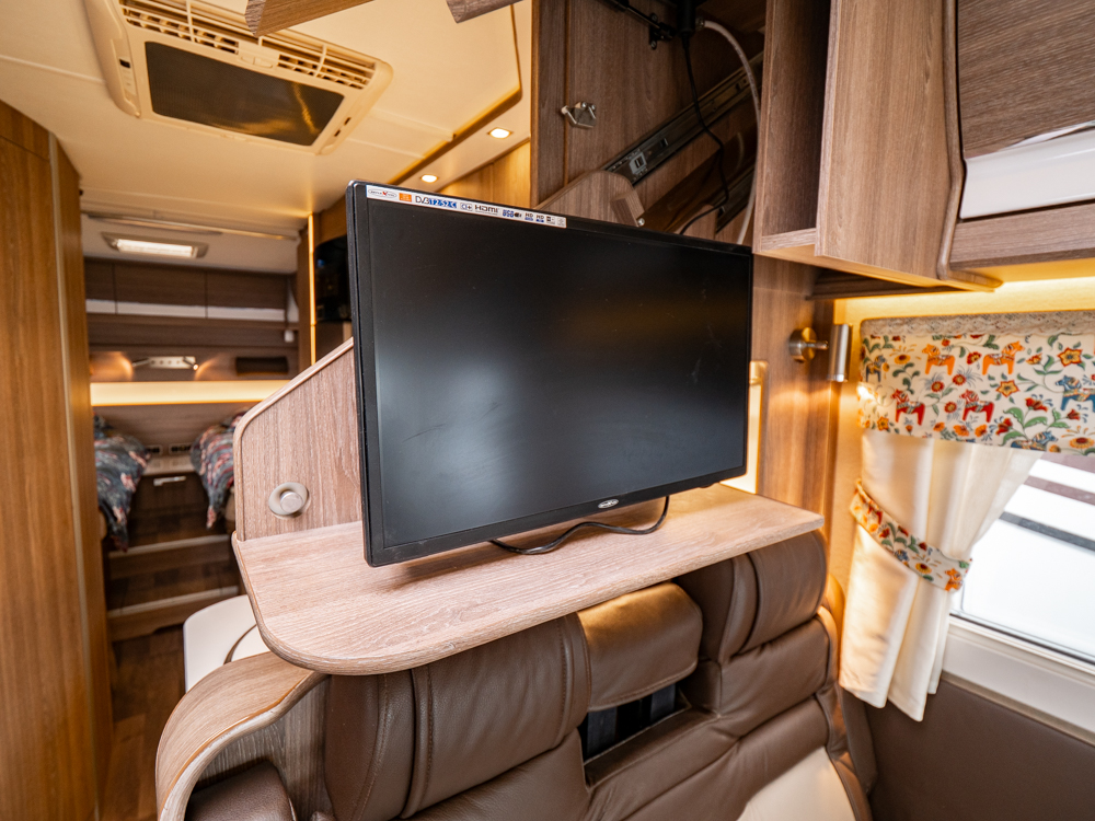 KABE-TM I 810 LB *Automat *Långbäddar *AC bodel-(2016)