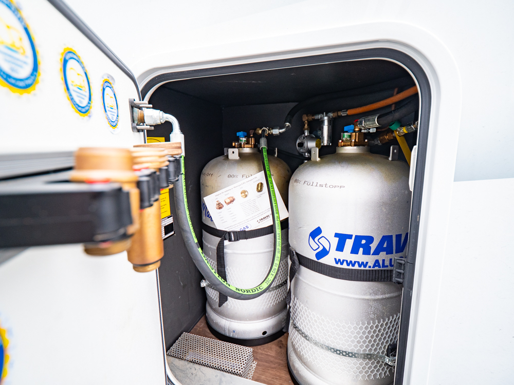 KABE-TM I 810 LB *Automat *Långbäddar *AC bodel-(2016)