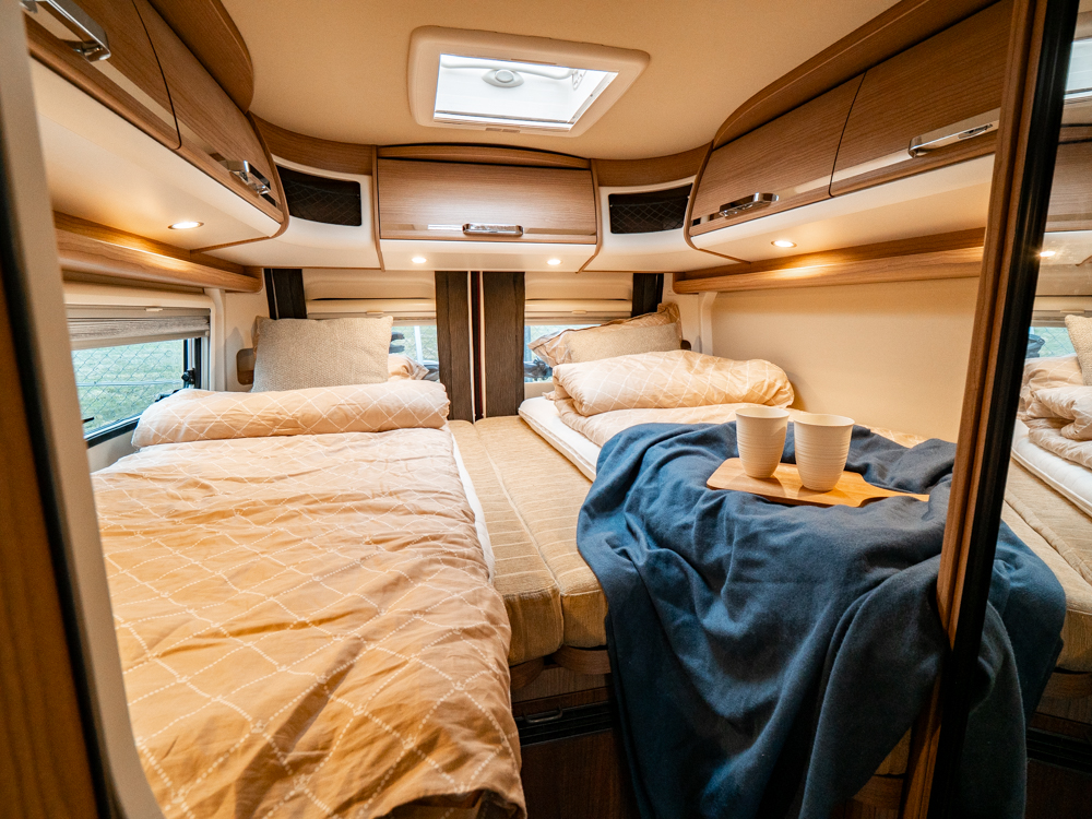 Carthago-MALIBU VAN 640 LE *Automat *Långbäddar-(2017)