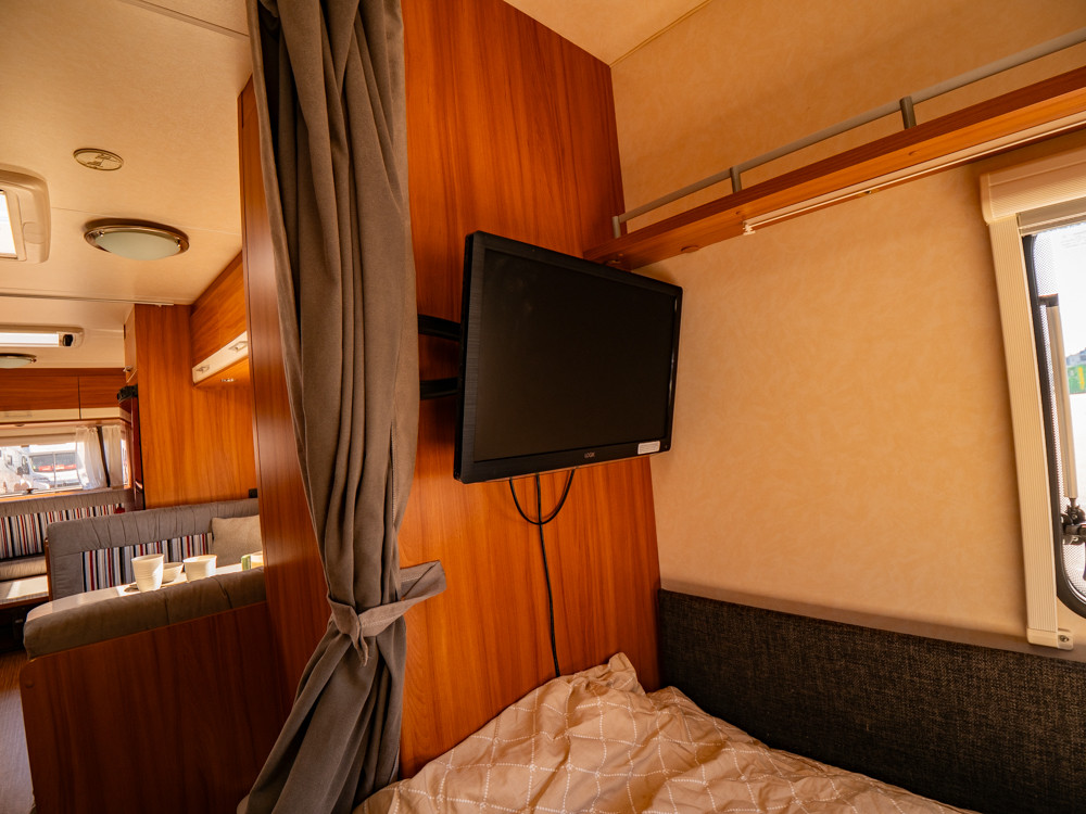 Weinsberg-750 *2-våningssäng *Förtält-(2011)-3117300