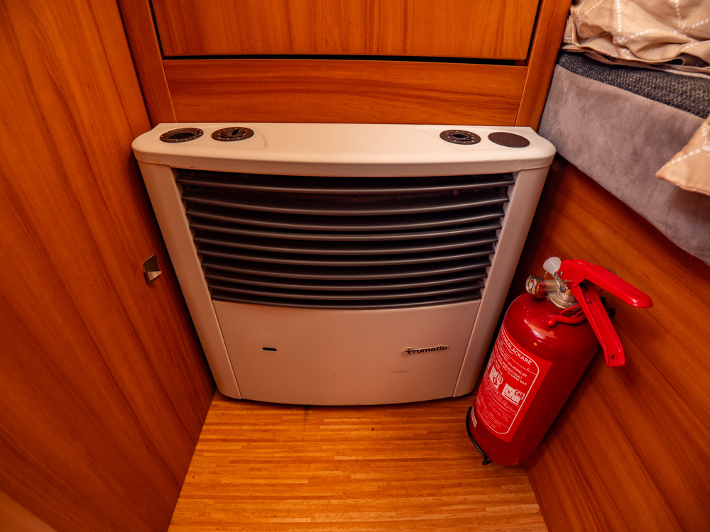 Weinsberg-750 *2-våningssäng *Förtält-(2011)-3117303