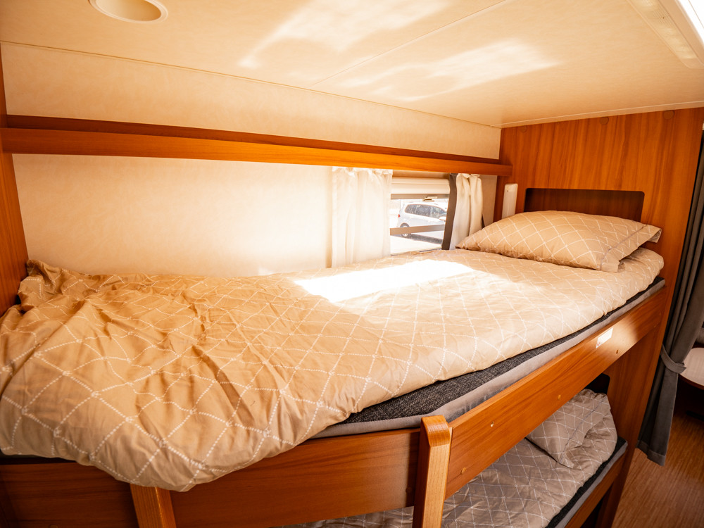 Weinsberg-750 *2-våningssäng *Förtält-(2011)-3117297