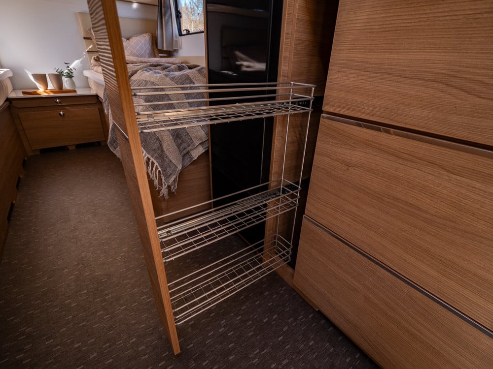 Adria-ADORA 613 UL *Långbäddar *Mover *ALDE-(2017)-3152516