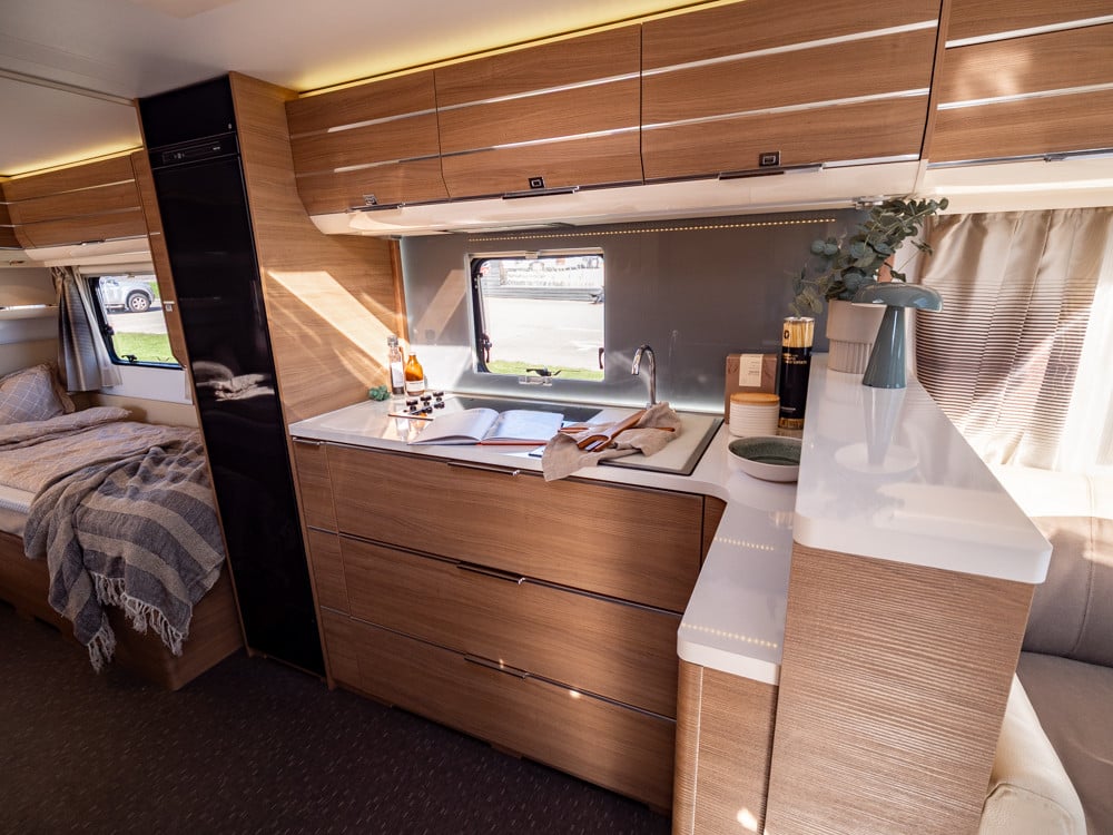 Adria-ADORA 613 UL *Långbäddar *Mover *ALDE-(2017)-3152507