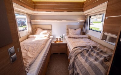 Adria-ADORA 613 UL *Långbäddar *Mover *ALDE-(2017)-3152510