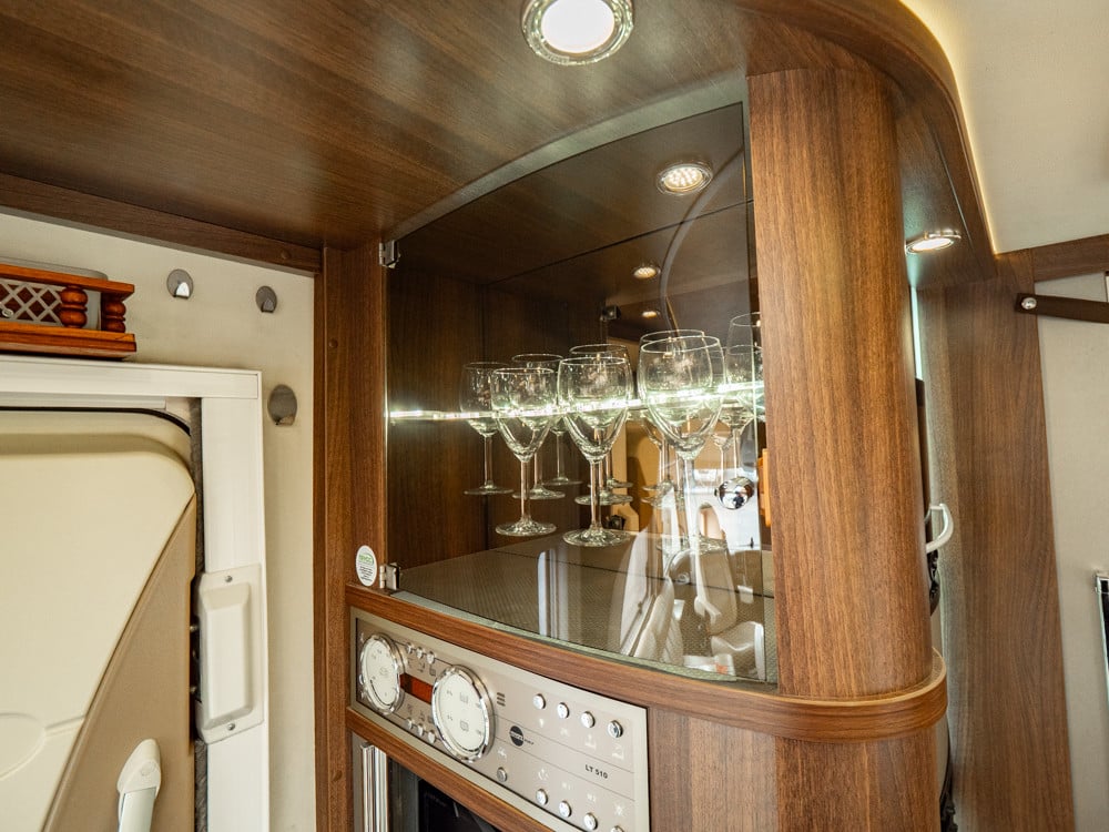 Bürstner-I 810 *Långbäddar *Automat *AC bodel *ALDE-(2011)-3113106