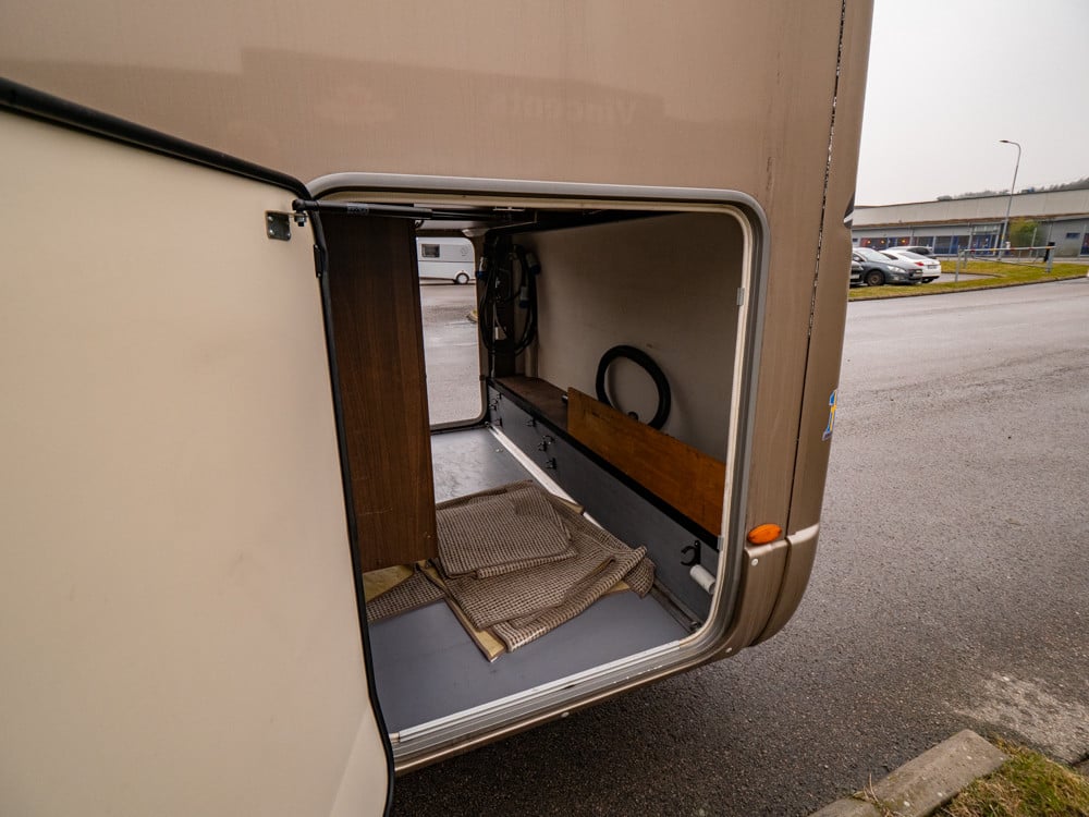 Bürstner-I 810 *Långbäddar *Automat *AC bodel *ALDE-(2011)-3113116