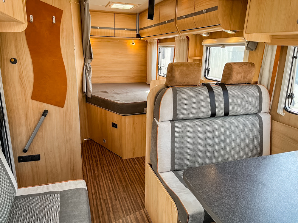 Sunlight-T 64 *Franskbädd *Markis *Cykelställ *-(2011)-3136934