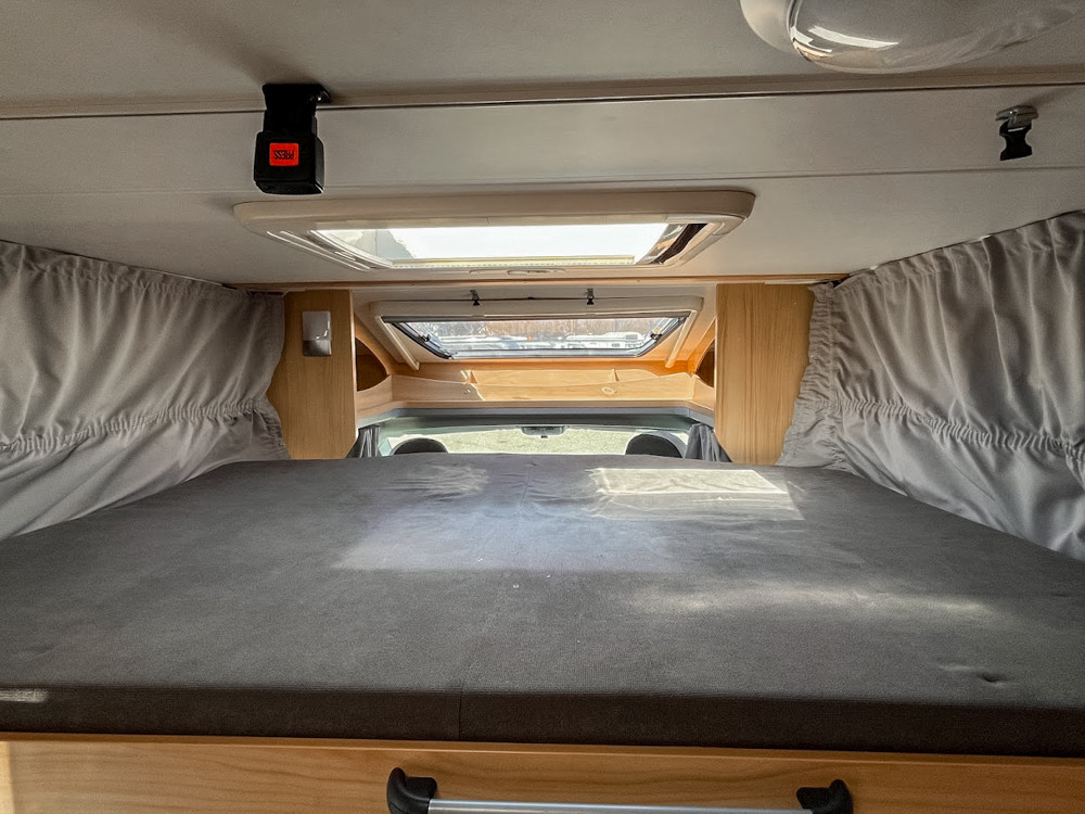 Sunlight-T 64 *Franskbädd *Markis *Cykelställ *-(2011)-3136943