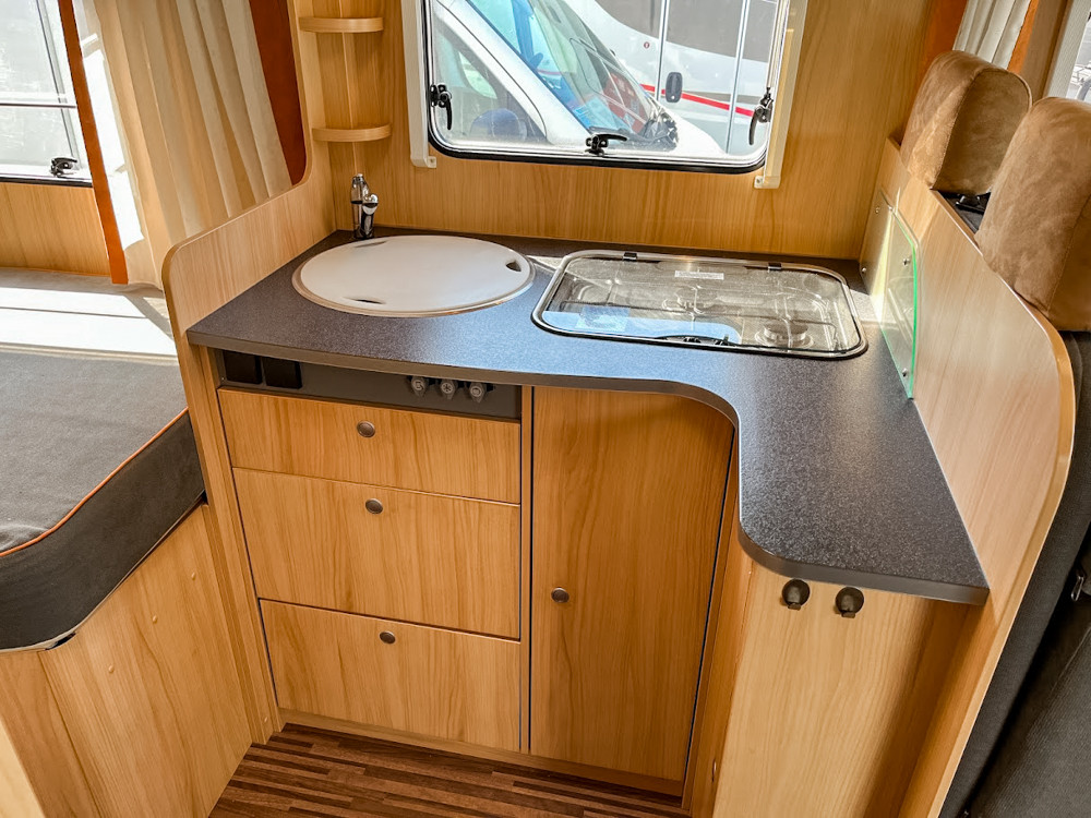 Sunlight-T 64 *Franskbädd *Markis *Cykelställ *-(2011)-3136937