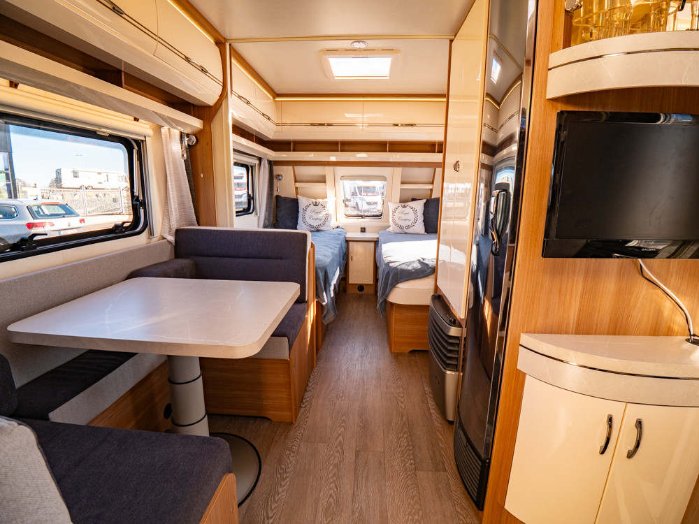 Hobby-460 SL EXCELLENT *Långbäddar *Truma-(2021)-3117274