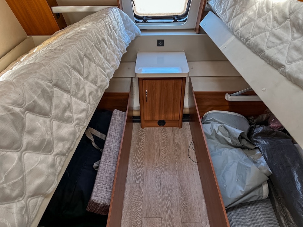 Hobby-HOBBY 560 UL EXCELLENT *Långbäddar *Mover *Cykelställ-(2015)-3136991