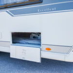 Hobby-HOBBY 560 UL EXCELLENT *Långbäddar *Mover *Cykelställ-(2015)-3136997