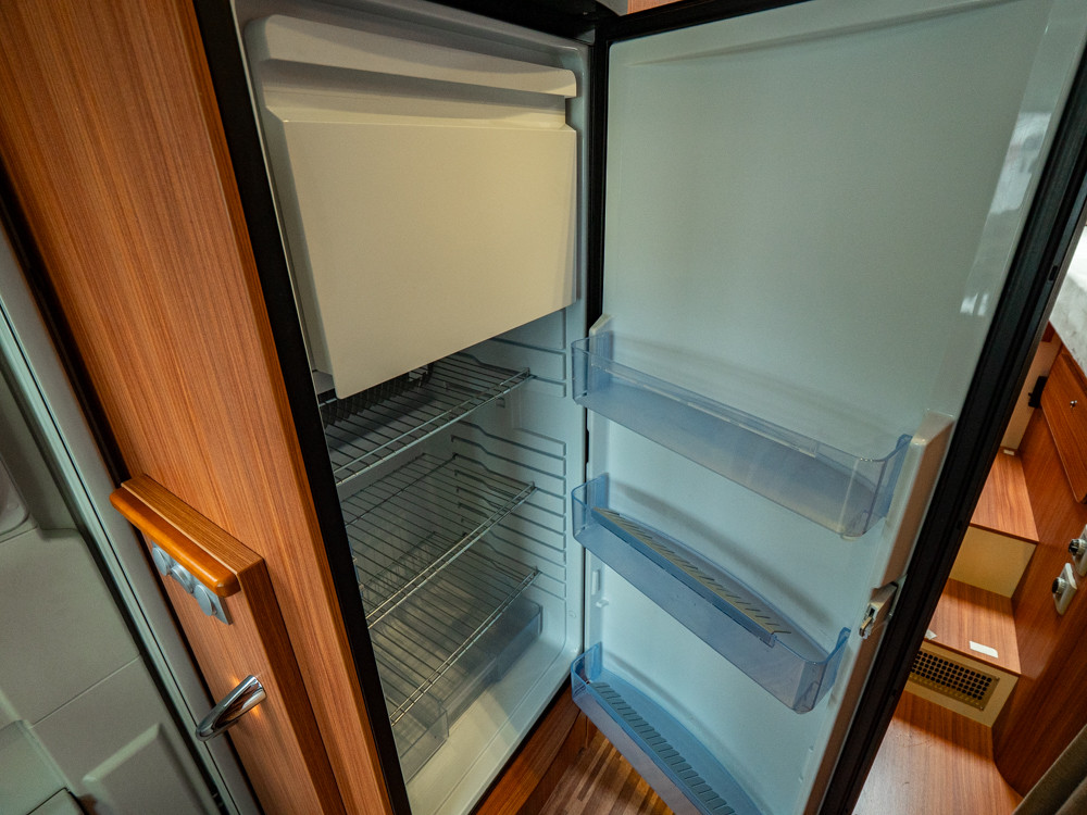 Adria-MATRIX M 680 SL *Långbäddar *Truma-(2012)-3115676