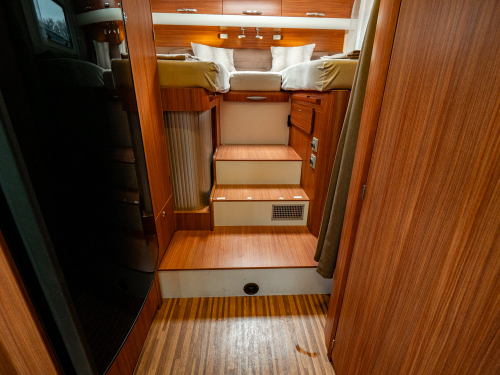 Adria-MATRIX M 680 SL *Långbäddar *Truma-(2012)-3115677