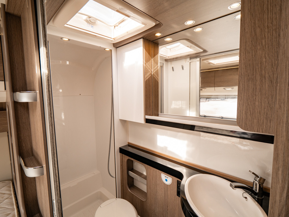 Hobby-560 FC *Cityvatten *Förtält *Truma-(2021)-3130378