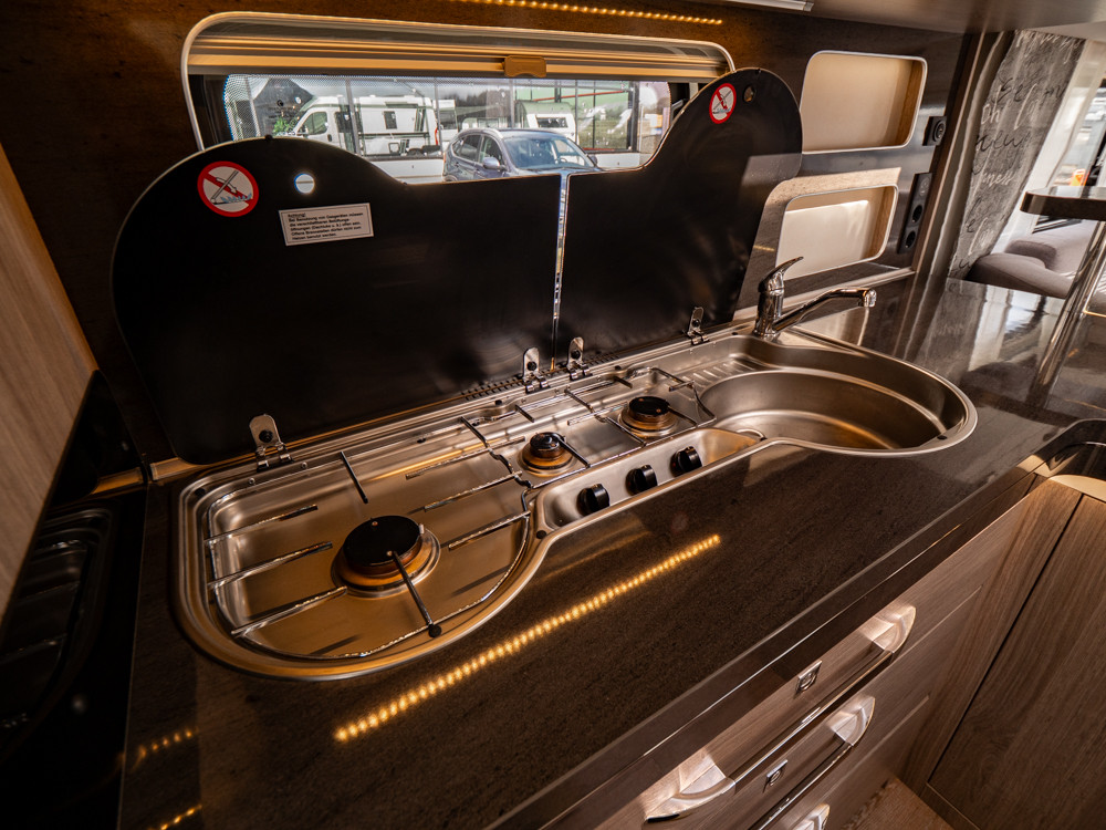 Hobby-560 FC *Cityvatten *Förtält *Truma-(2021)-3130370