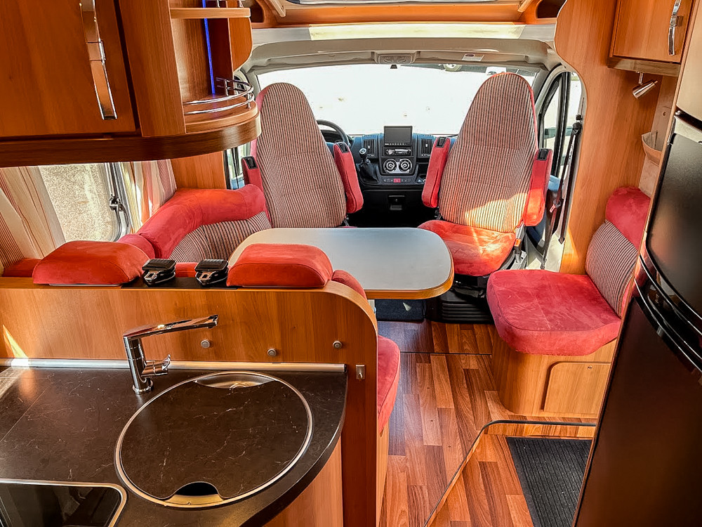 Hymer-T 698 CL *Queenbädd *Solcell * Cykelställ-(2011)-3136604