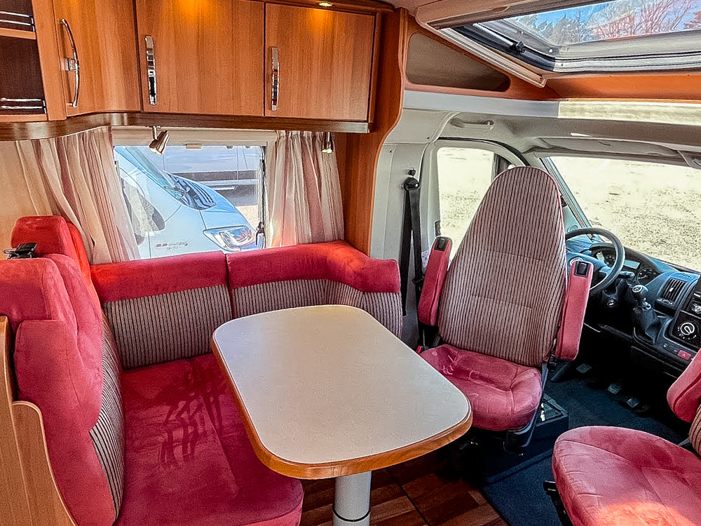 Hymer-T 698 CL *Queenbädd *Solcell * Cykelställ-(2011)-3136605