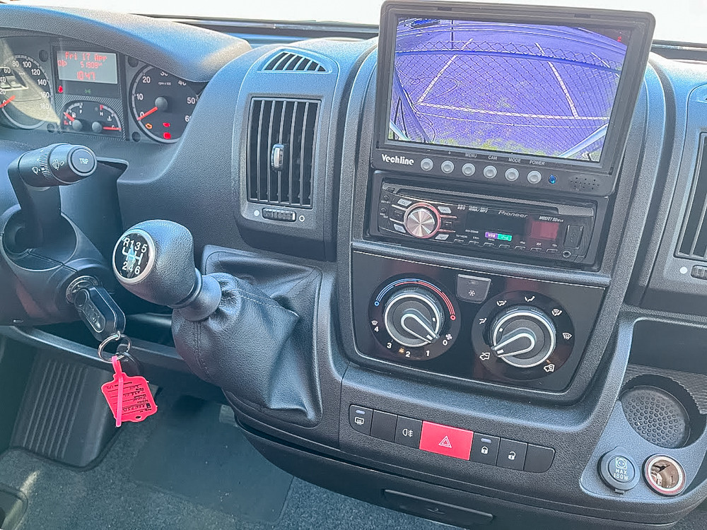 Hymer-T 698 CL *Queenbädd *Solcell * Cykelställ-(2011)-3136623