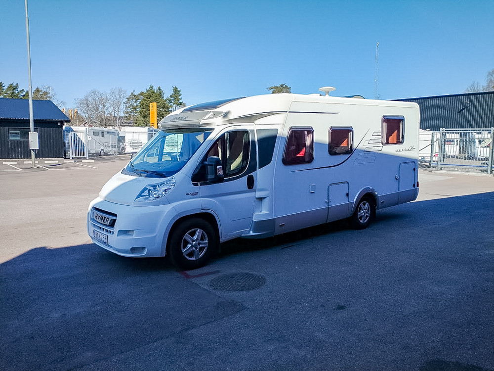 Hymer-T 698 CL *Queenbädd *Solcell * Cykelställ-(2011)-3136625