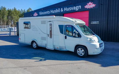 Hymer-T 698 CL *Queenbädd *Solcell * Cykelställ-(2011)-3136603