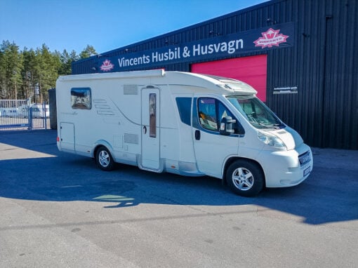 Hymer-T 698 CL *Queenbädd *Solcell * Cykelställ-(2011)-3136603