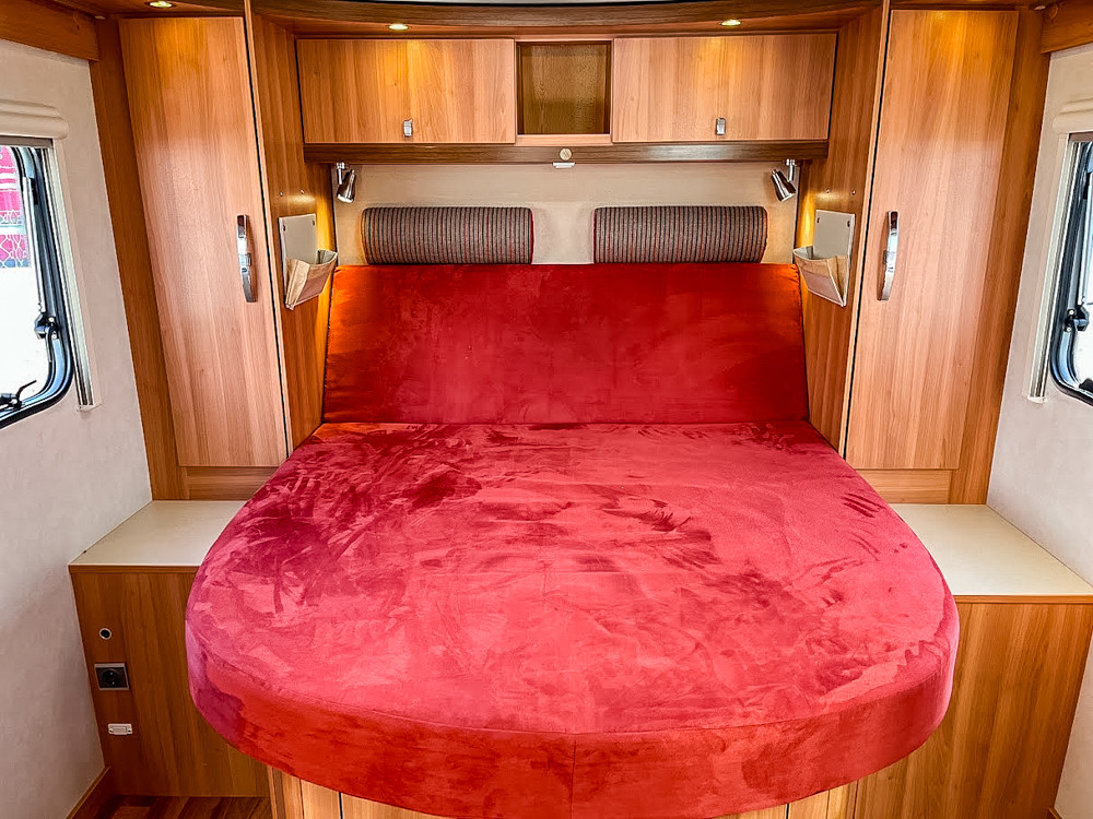 Hymer-T 698 CL *Queenbädd *Solcell * Cykelställ-(2011)-3136612