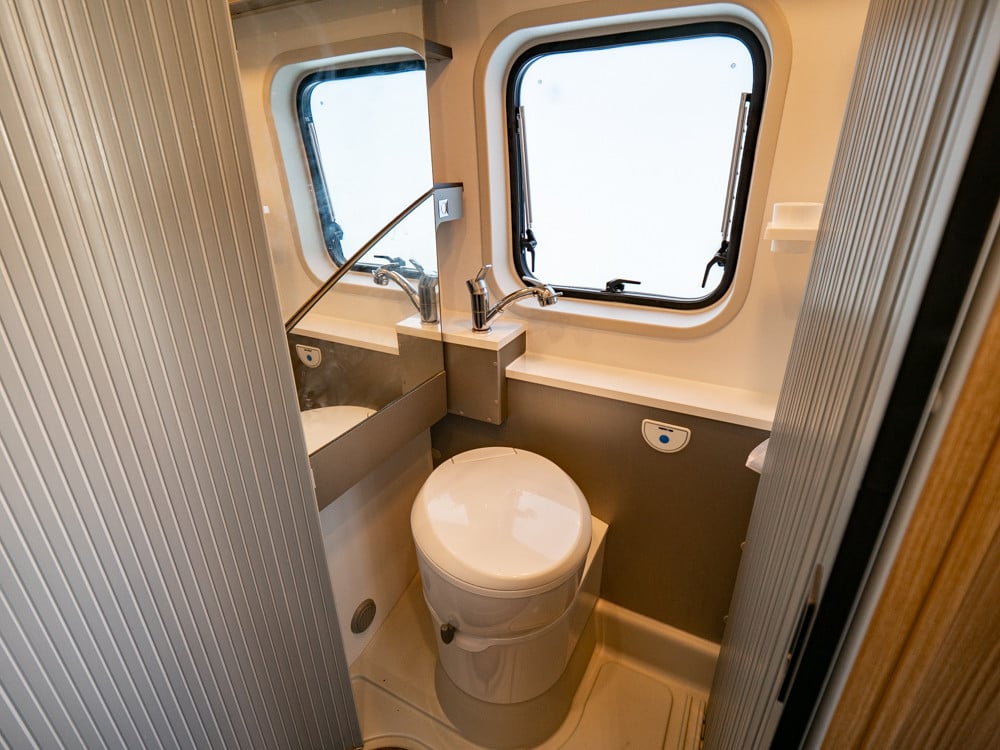 Adria-TWIN 600 SPT FAMILY-(2019)-3159230