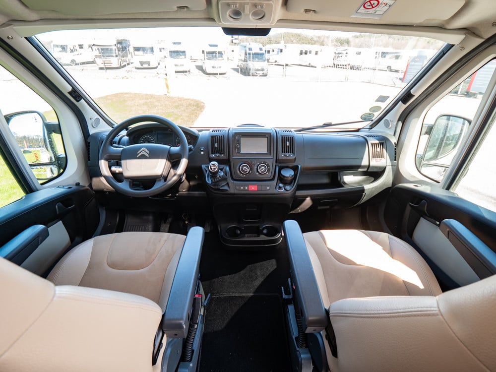 Adria-TWIN 600 SPT FAMILY-(2019)-3159232