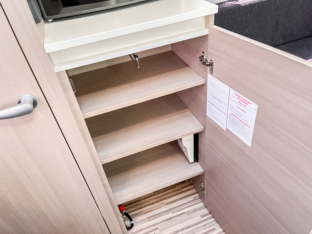 Adria-ACTION 361LH *Cykelställ dragbalk *LED-belysning-(2014)-3137524