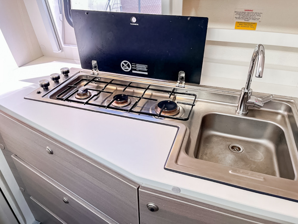 Adria-ACTION 361LH *Cykelställ dragbalk *LED-belysning-(2014)-3137521