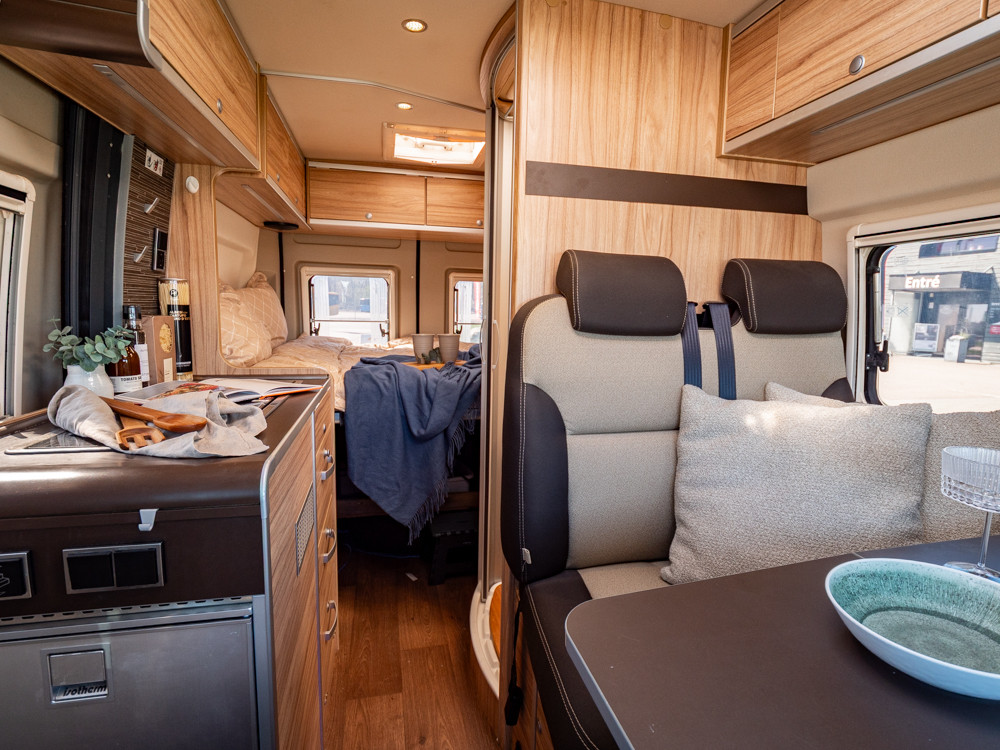 Hymer-AYERS ROCK *Automat *Solcell *Under 6m-(2017)-3152484