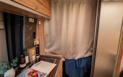 Hymer-AYERS ROCK *Automat *Solcell *Under 6m-(2017)-3152493