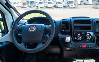 Hymer-AYERS ROCK *Automat *Solcell *Under 6m-(2017)-3152497