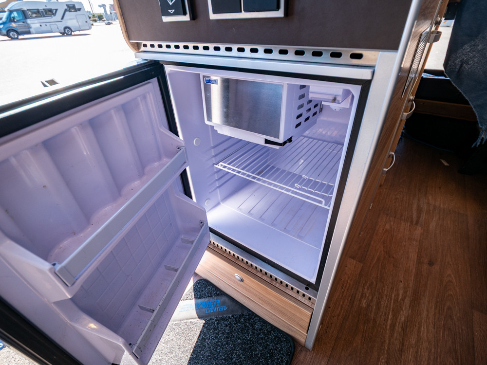 Hymer-AYERS ROCK *Automat *Solcell *Under 6m-(2017)-3152489