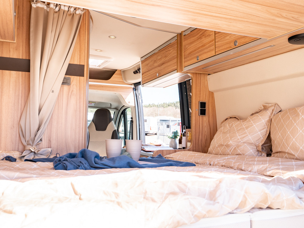 Hymer-AYERS ROCK *Automat *Solcell *Under 6m-(2017)-3152491