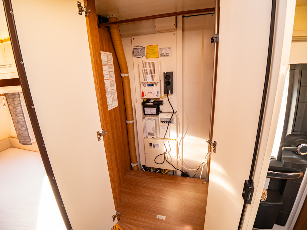 Hobby-495 UFE EXCELLENT *ALDE *Dubbelbädd-(2021)-3152536