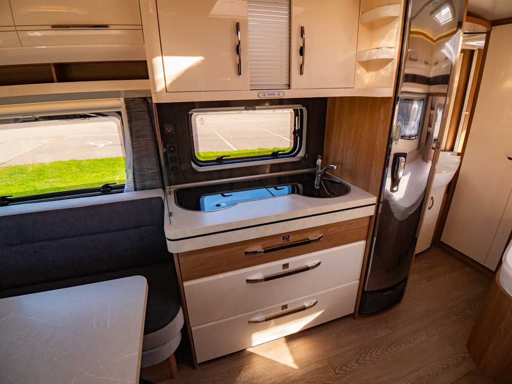 Hobby-495 UFE EXCELLENT *ALDE *Dubbelbädd-(2021)-3152529