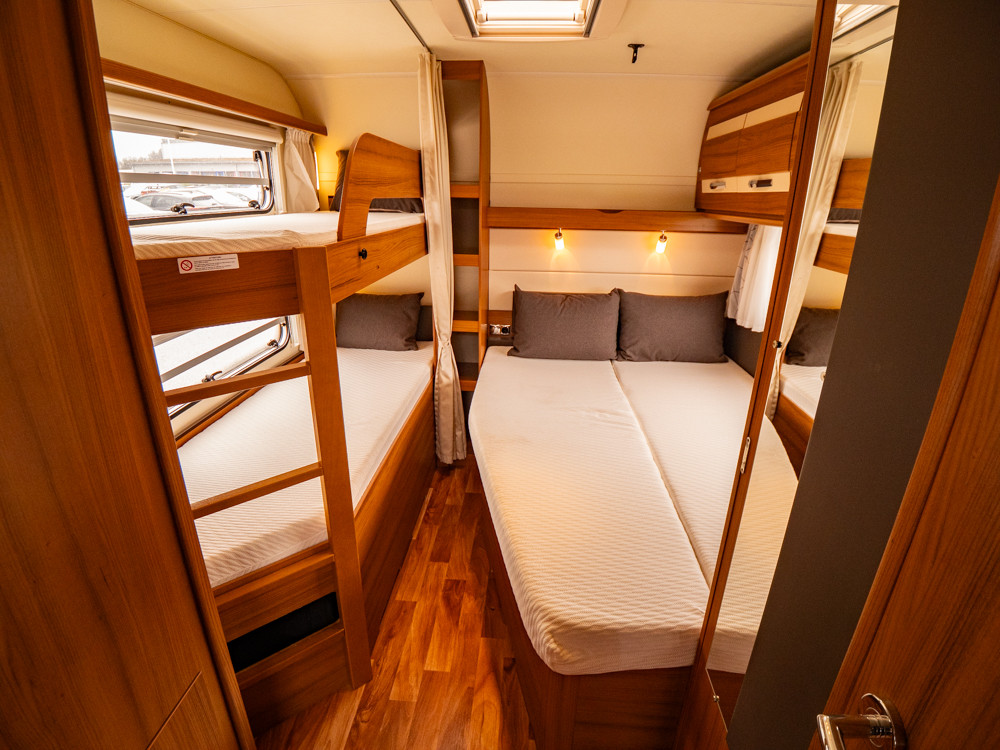 Knaus-590 UK Südwind *ALDE *Förtält *Barnkammare-(2016)-3141101