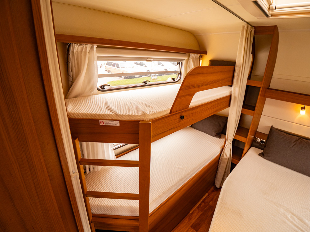 Knaus-590 UK Südwind *ALDE *Förtält *Barnkammare-(2016)-3141103