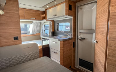 Husvagnar till salu 106 Weinsberg-Cara One 390 QD Edition Hot *Skinnklädsel *El-golv-(2025)-3136213