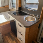 Weinsberg-Cara One 390 QD Edition Hot *Skinnklädsel *El-golv-(2025)-3136215