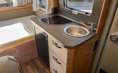 Husvagnar till salu 107 Weinsberg-Cara One 390 QD Edition Hot *Skinnklädsel *El-golv-(2025)-3136215