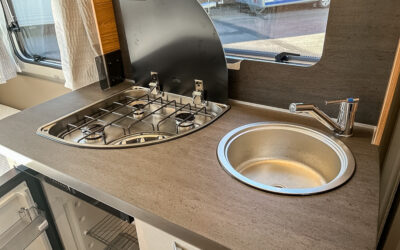 Husvagnar till salu 108 Weinsberg-Cara One 390 QD Edition Hot *Skinnklädsel *El-golv-(2025)-3136216